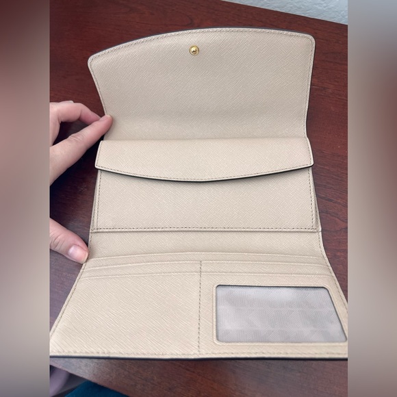 MICHAEL Michael Kors Bisque Saffiano Leather Tri-Fold Wallet - Picture 4 of 6